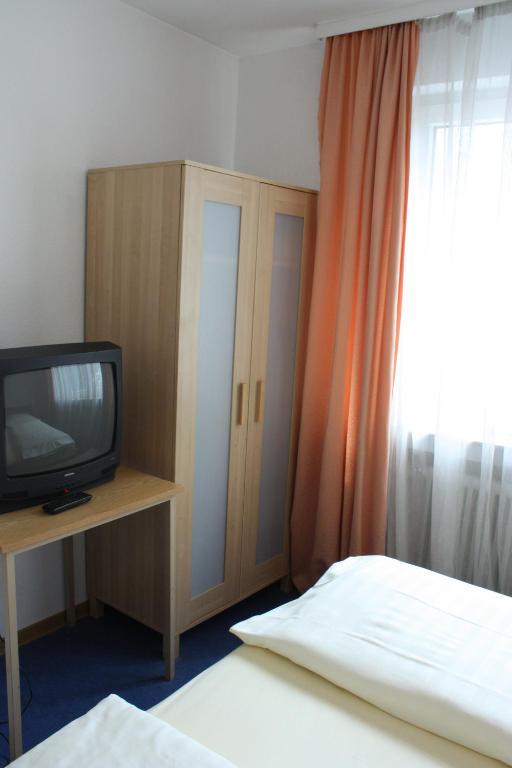 Hotel Diplomat Frankfurt am Main Szoba fotó